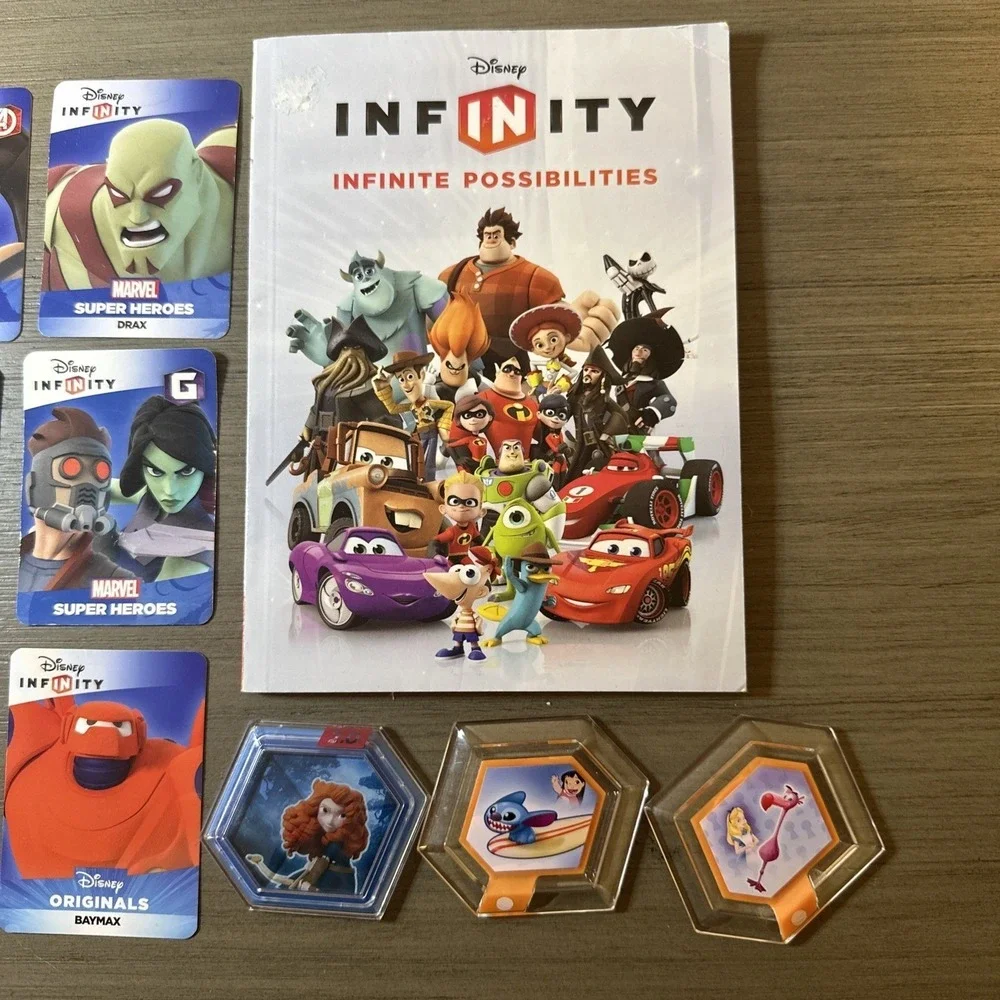 Disney‎ Infinity Lot of Power Discs, Cards, and Infinite Possibilities Booklet